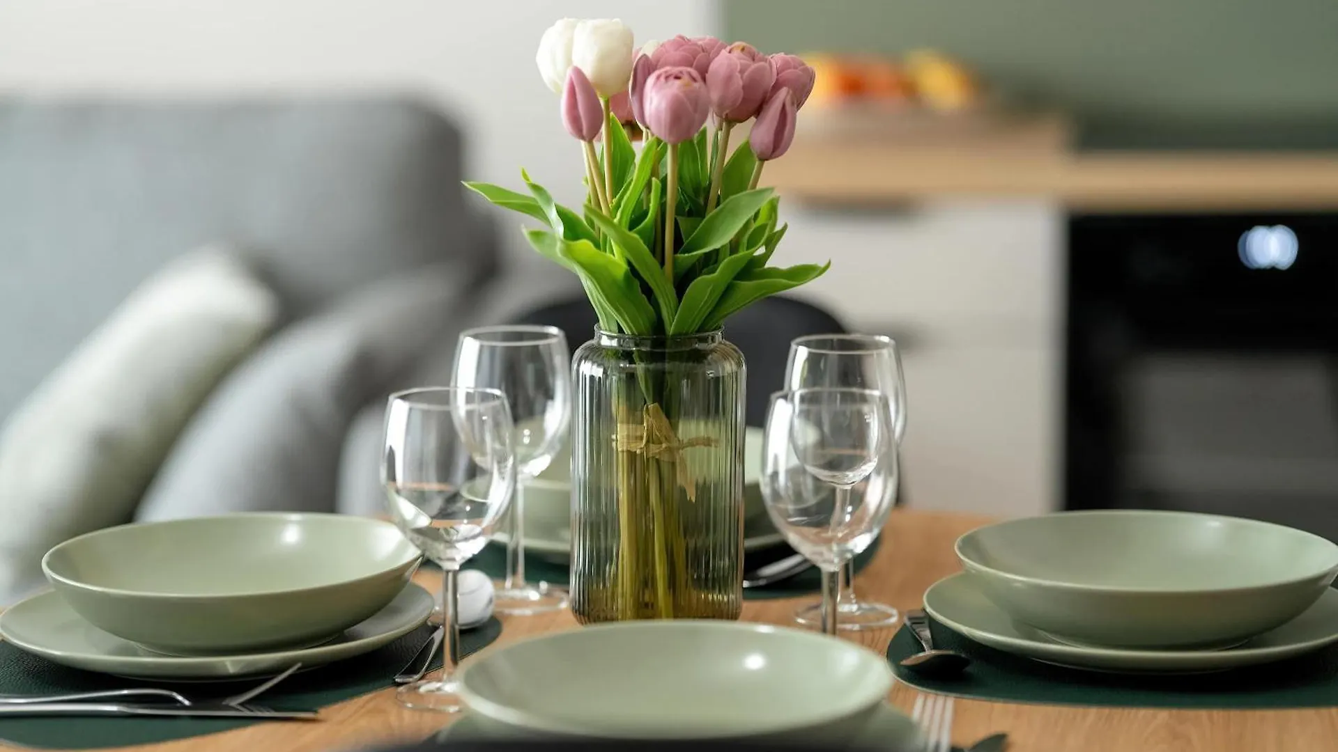 Comfortable Apartment With Air Conditioning By Renters Prestige Poznań